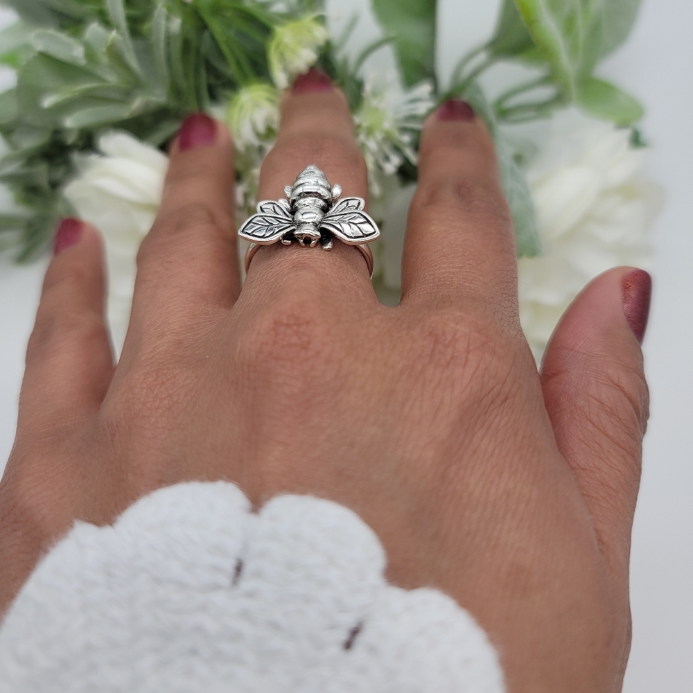 🥰 BUMBLE BEE STERLING SILVER RING - Picture 3 of 11